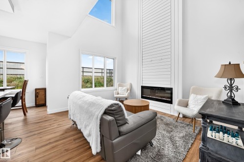 215 Savoy Crescent, Sherwood Park, AB 