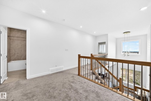 215 Savoy Crescent, Sherwood Park, AB 