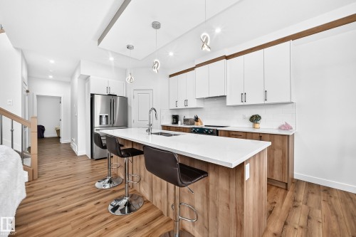 215 Savoy Crescent, Sherwood Park, AB 