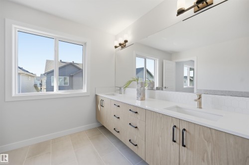 5pc Ensuite - 3038 Dixon Landing Sw, Edmonton, AB 