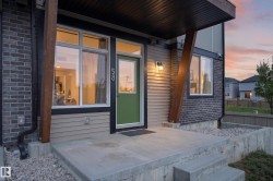 #58 16231 19 AV SW  Edmonton, AB T6W 5C6