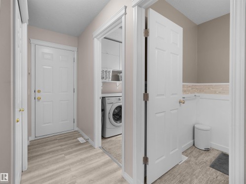 614 Layton Crest Nw, Edmonton, AB - Indoor Photo Showing Laundry Room