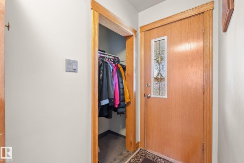 9719 65 Avenue Nw, Edmonton, AB 