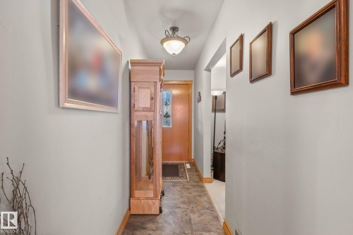 9719 65 Avenue Nw, Edmonton, AB 