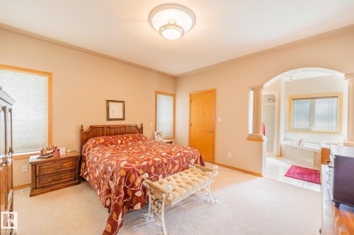 7707 166 Avenue Nw, Edmonton, AB 