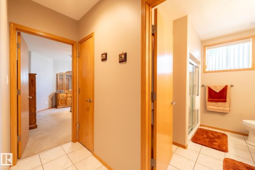 7707 166 Avenue Nw, Edmonton, AB 
