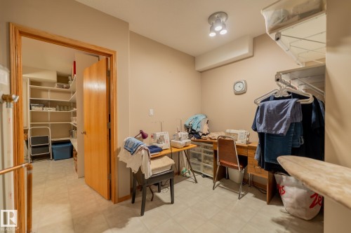 7707 166 Avenue Nw, Edmonton, AB 