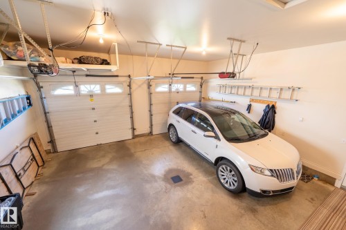 7707 166 Avenue Nw, Edmonton, AB 