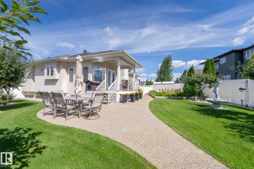 7707 166 Avenue Nw, Edmonton, AB 
