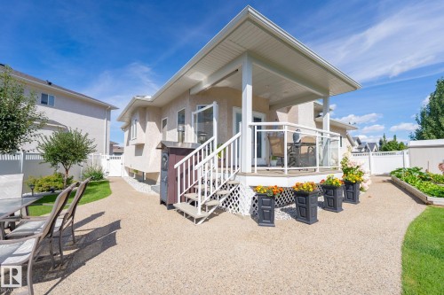 7707 166 Avenue Nw, Edmonton, AB 
