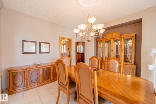 7707 166 Avenue Nw, Edmonton, AB 