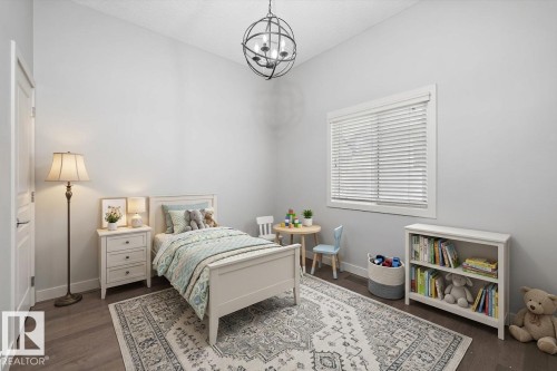 4044 Crowsnest Crescent, Sherwood Park, AB - Indoor Photo Showing Bedroom