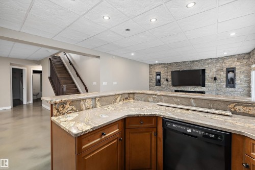 4044 Crowsnest Crescent, Sherwood Park, AB - Indoor Photo Showing Other Room