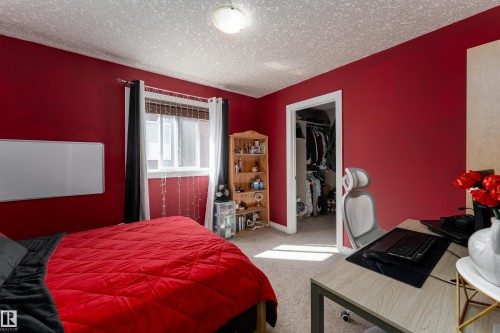 16613 58A Street Nw, Edmonton, AB 