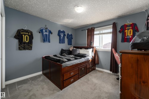 16613 58A Street Nw, Edmonton, AB 