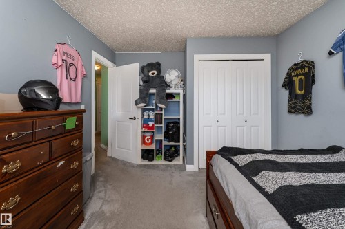 16613 58A Street Nw, Edmonton, AB 