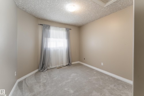 16613 58A Street Nw, Edmonton, AB 