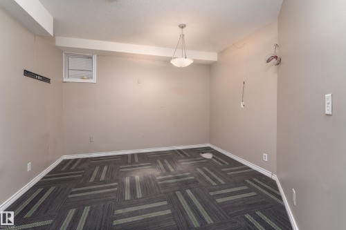 16613 58A Street Nw, Edmonton, AB 