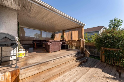 16613 58A Street Nw, Edmonton, AB 