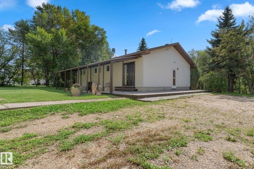 5020 53 Avenue, Onoway, AB 