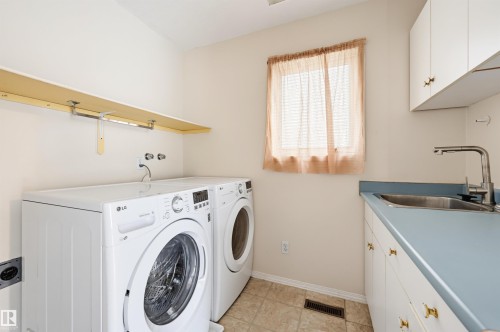 11107 University Avenue Nw, Edmonton, AB 