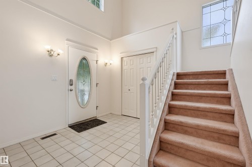 11107 University Avenue Nw, Edmonton, AB 
