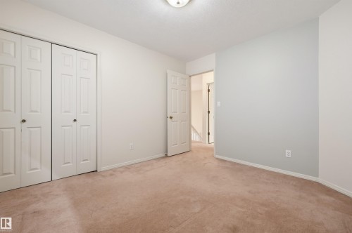 11107 University Avenue Nw, Edmonton, AB 