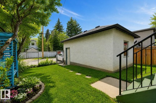 11107 University Avenue Nw, Edmonton, AB 