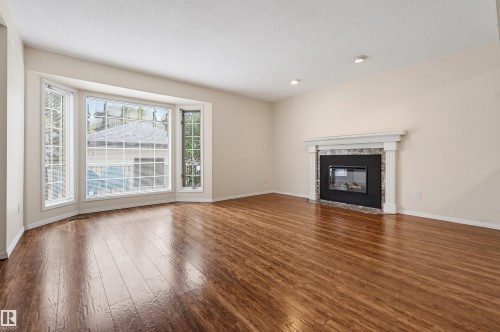 11107 University Avenue Nw, Edmonton, AB 