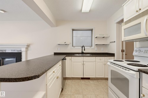 11107 University Avenue Nw, Edmonton, AB 