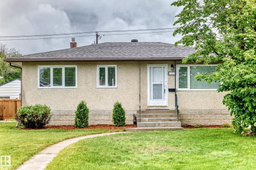 7307 76 Street Nw, Edmonton, AB 