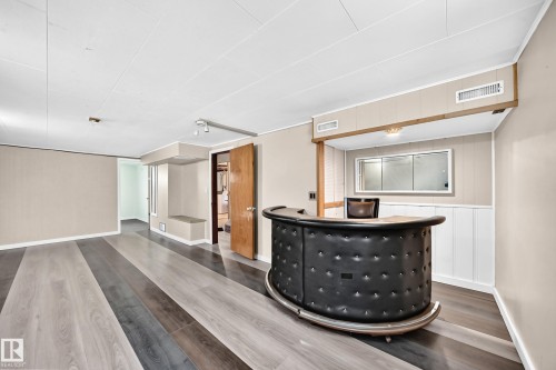 7307 76 Street Nw, Edmonton, AB 