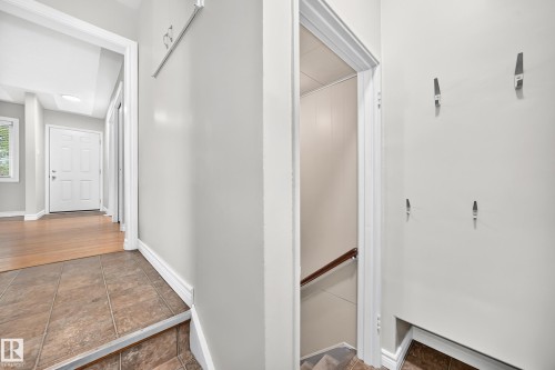 7307 76 Street Nw, Edmonton, AB 