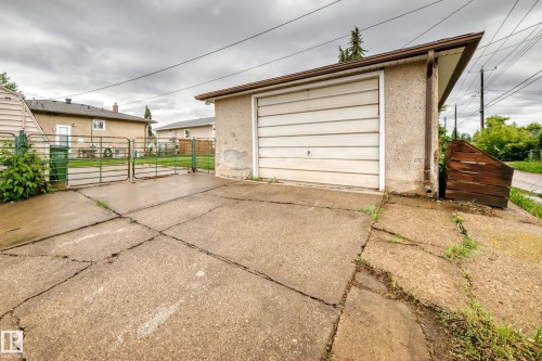 7307 76 Street Nw, Edmonton, AB 