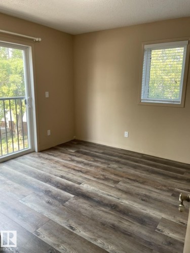 7712 110 Street Nw, Edmonton, AB - Indoor Photo Showing Other Room