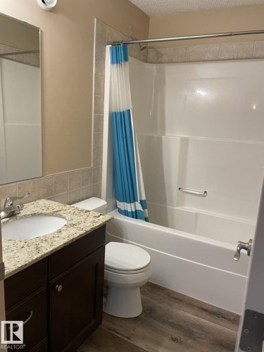 7712 110 Street Nw, Edmonton, AB - Indoor Photo Showing Bathroom