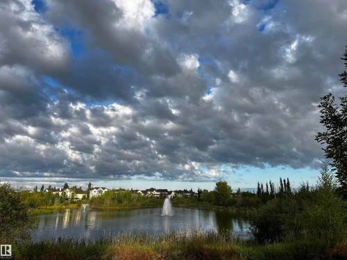 5632 203 Street Nw, Edmonton, AB 