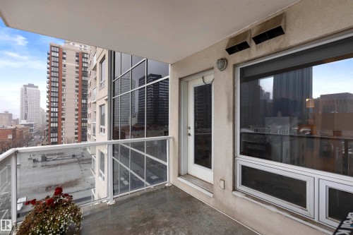 #905 10226 104 St Nw, Edmonton, AB 