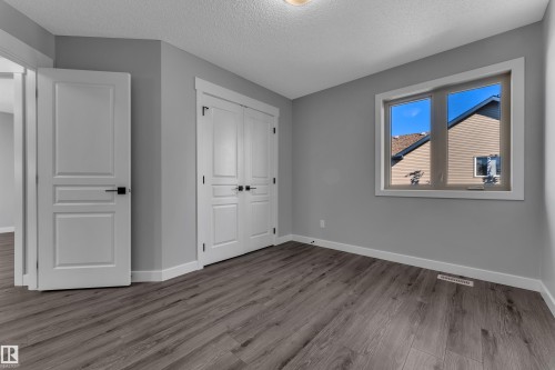 642 Adams Way Sw, Edmonton, AB 