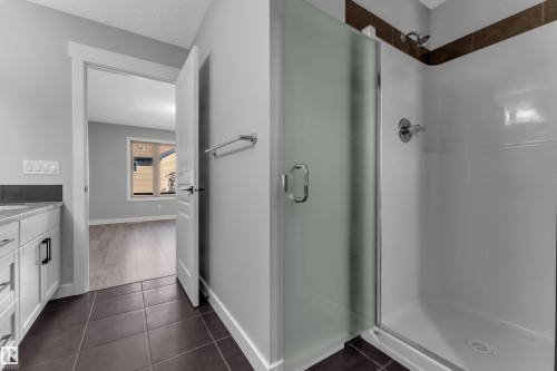 642 Adams Way Sw, Edmonton, AB 