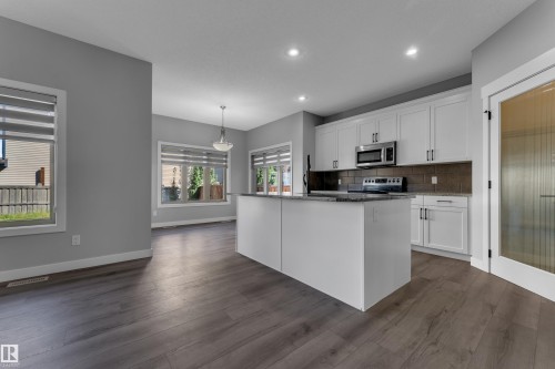 642 Adams Way Sw, Edmonton, AB 