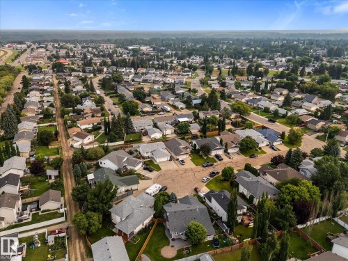 16 Simonette Crescent, Devon, AB - Outdoor With View