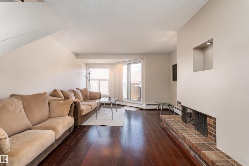 11120 83 Avenue Nw, Edmonton, AB 