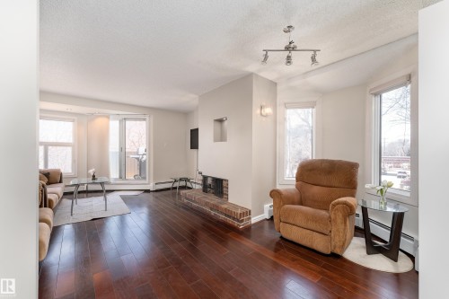 11120 83 Avenue Nw, Edmonton, AB 
