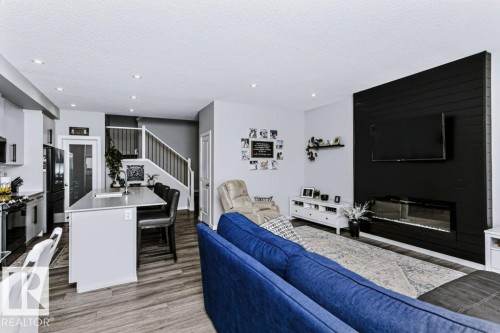 7132 182 Avenue Nw, Edmonton, AB 