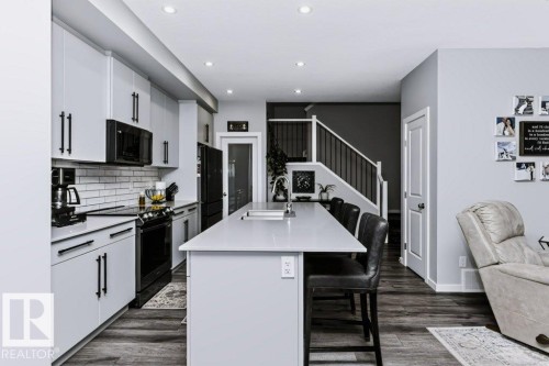 7132 182 Avenue Nw, Edmonton, AB 