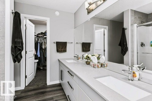 7132 182 Avenue Nw, Edmonton, AB 