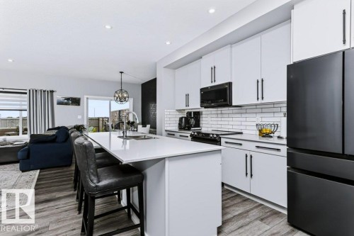 7132 182 Avenue Nw, Edmonton, AB 
