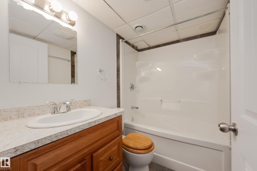 #6 9704 165 St Nw, Edmonton, AB 