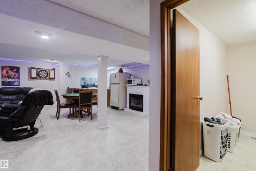 15256 122 Street Nw, Edmonton, AB 